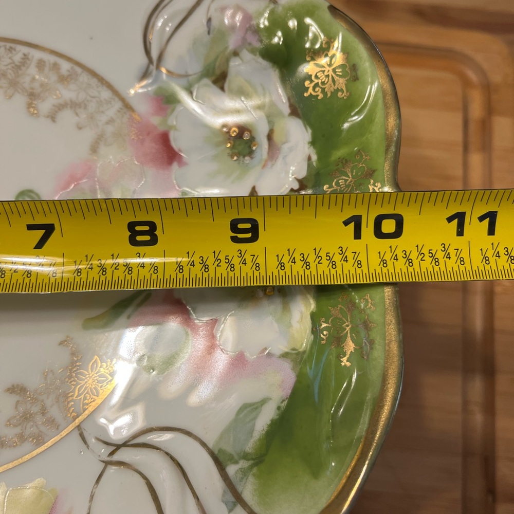 Vintage Plate Stand - Picture 11 of 14